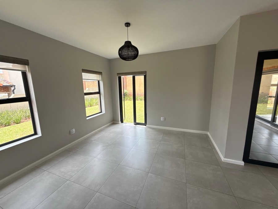 4 Bedroom Property for Sale in Avianto Estates Gauteng