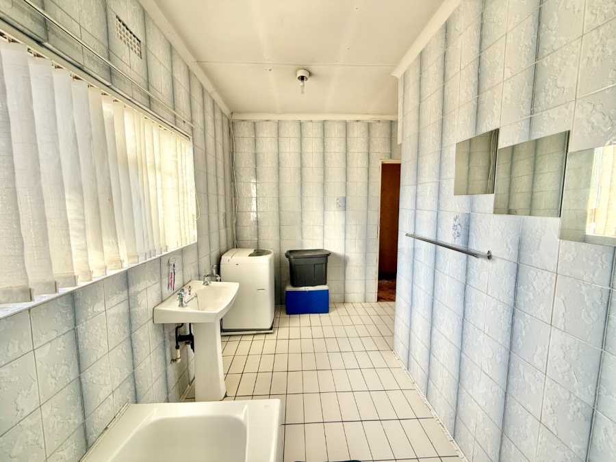 3 Bedroom Property for Sale in South Hills Gauteng