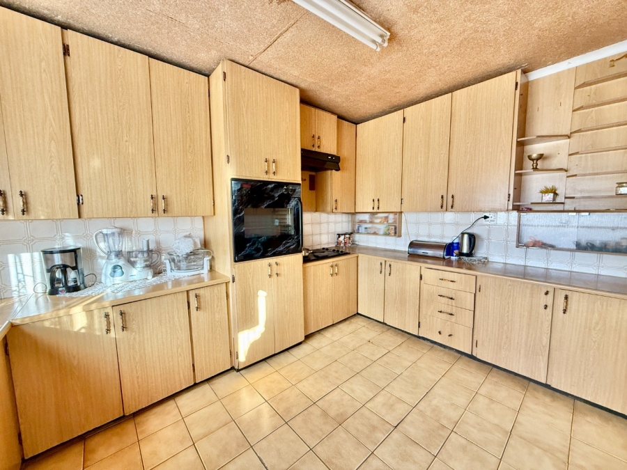 3 Bedroom Property for Sale in South Hills Gauteng