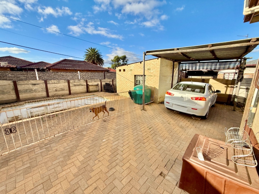 3 Bedroom Property for Sale in South Hills Gauteng