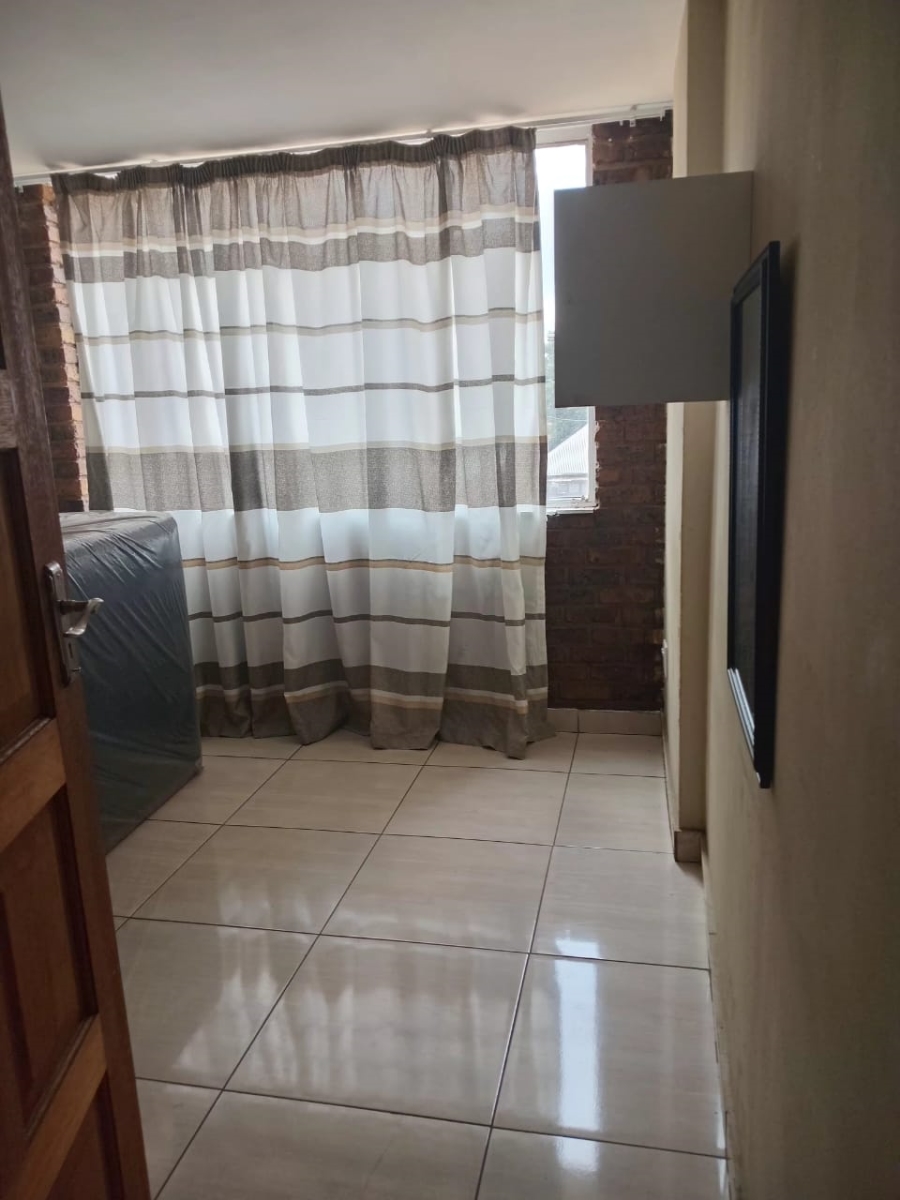 2 Bedroom Property for Sale in Pretoria Central Gauteng
