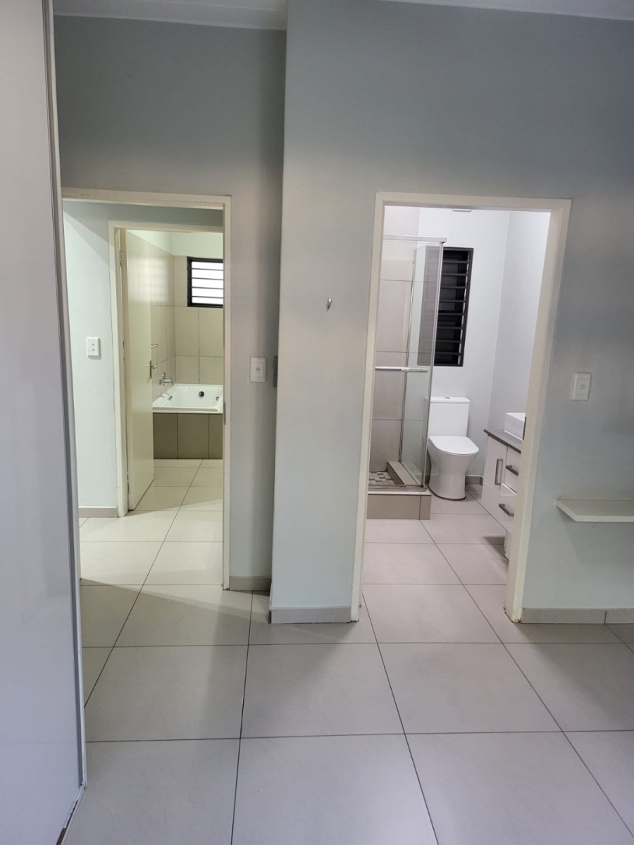 3 Bedroom Property for Sale in North Riding Gauteng
