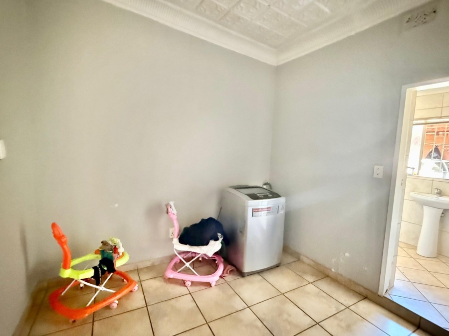 3 Bedroom Property for Sale in Kenilworth Gauteng