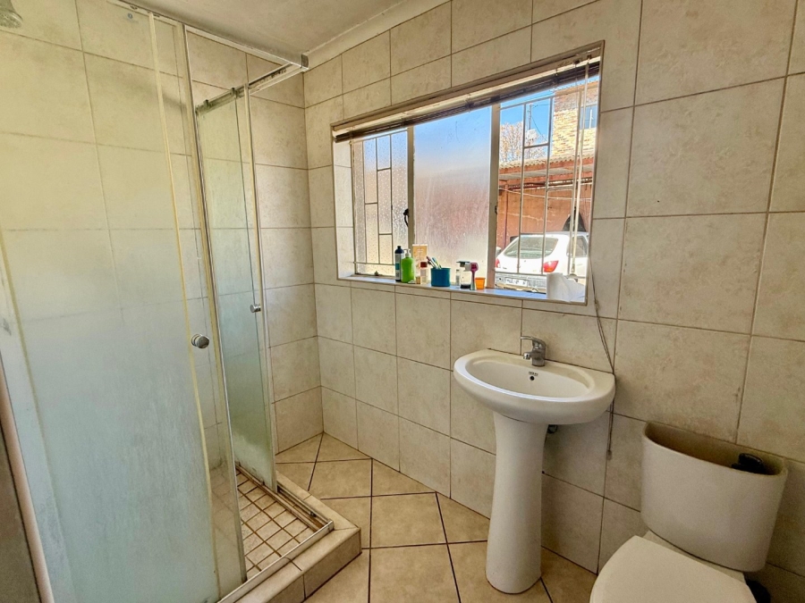 3 Bedroom Property for Sale in Kenilworth Gauteng