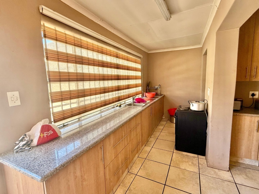 3 Bedroom Property for Sale in Kenilworth Gauteng