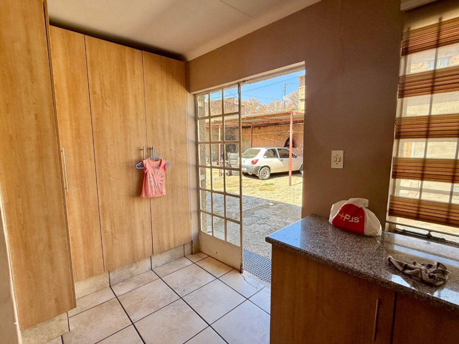 3 Bedroom Property for Sale in Kenilworth Gauteng