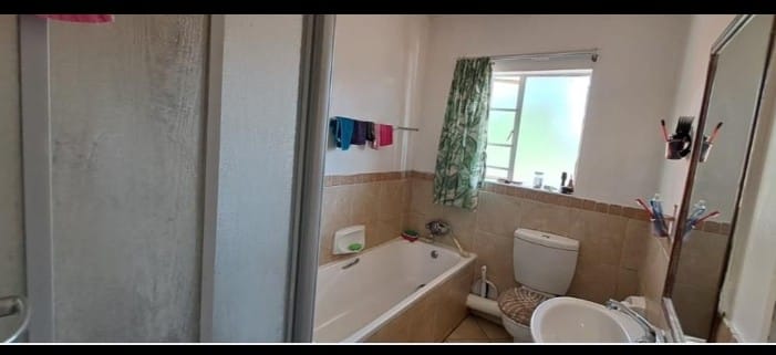 To Let 2 Bedroom Property for Rent in Noordwyk Gauteng