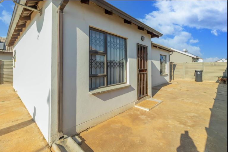 3 Bedroom Property for Sale in Alliance Gauteng