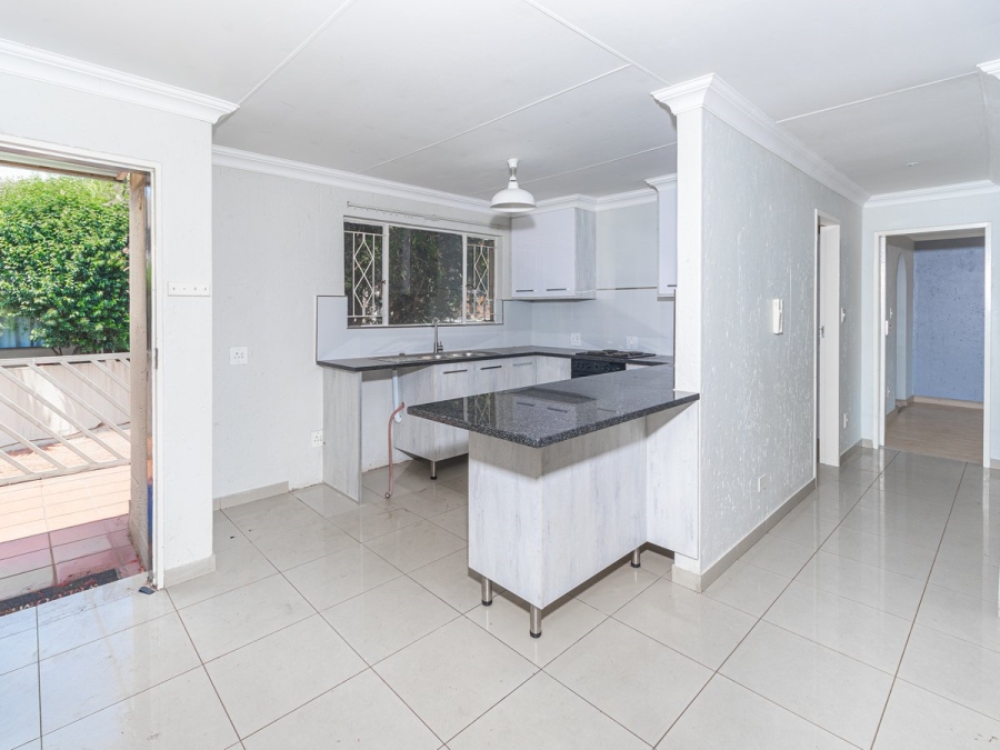 2 Bedroom Property for Sale in Weltevreden Park Gauteng