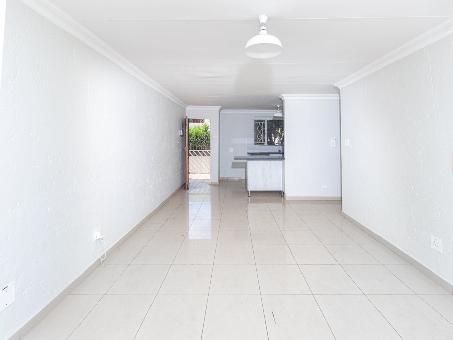 2 Bedroom Property for Sale in Weltevreden Park Gauteng