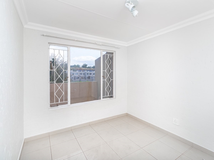 2 Bedroom Property for Sale in Weltevreden Park Gauteng