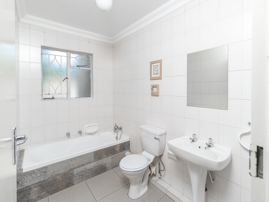 2 Bedroom Property for Sale in Weltevreden Park Gauteng