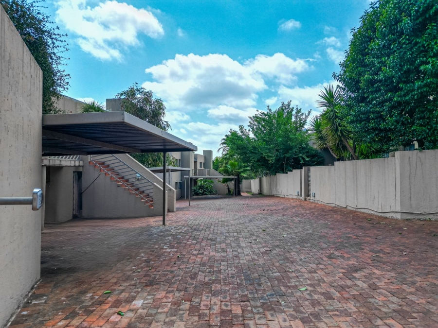 2 Bedroom Property for Sale in Weltevreden Park Gauteng