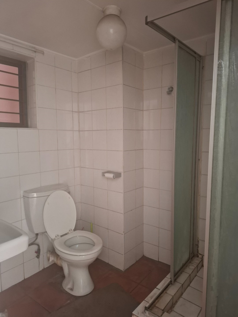To Let 1 Bedroom Property for Rent in Riviera Gauteng