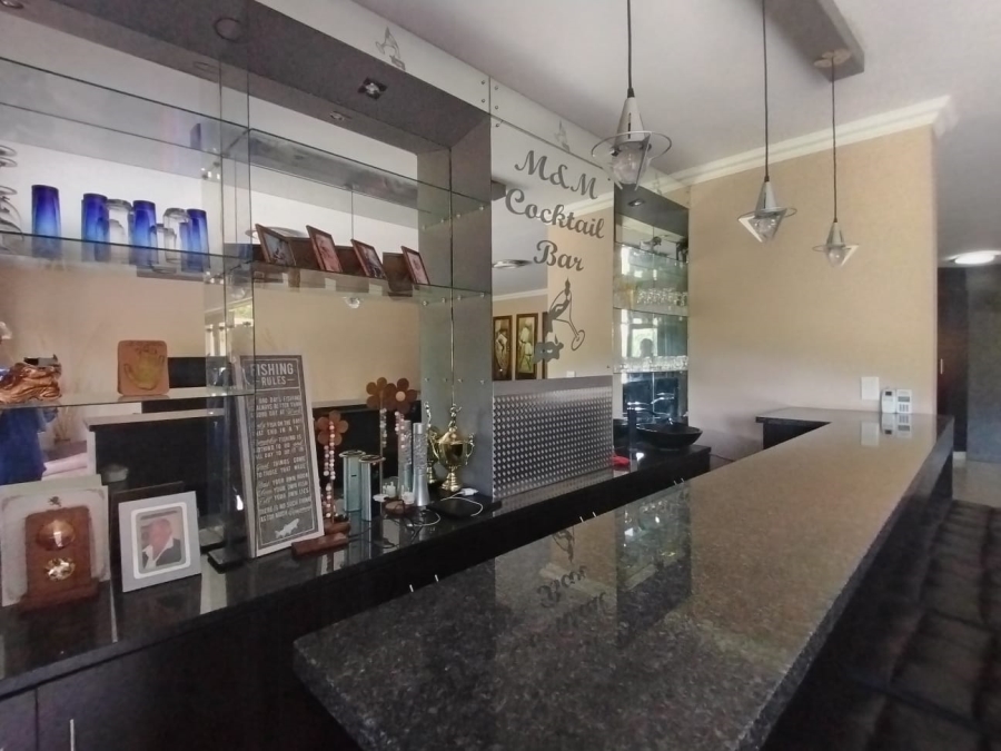 4 Bedroom Property for Sale in Fleurdal Gauteng