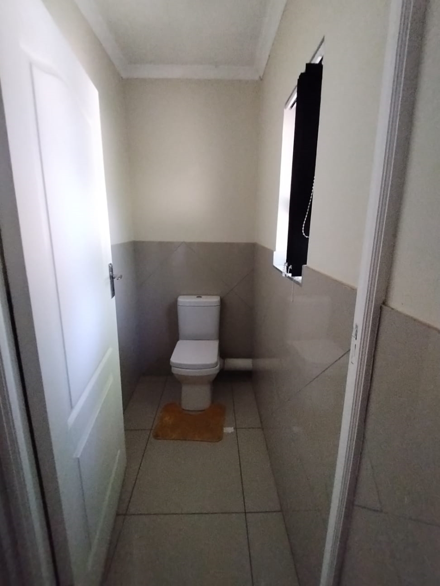 4 Bedroom Property for Sale in Fleurdal Gauteng