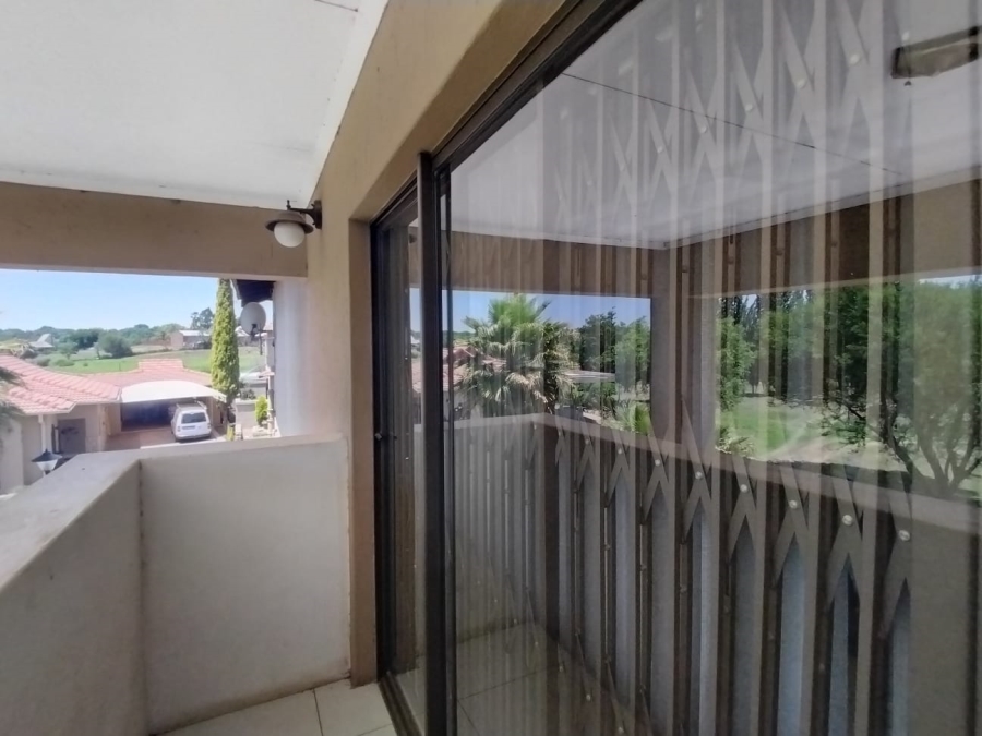 4 Bedroom Property for Sale in Fleurdal Gauteng