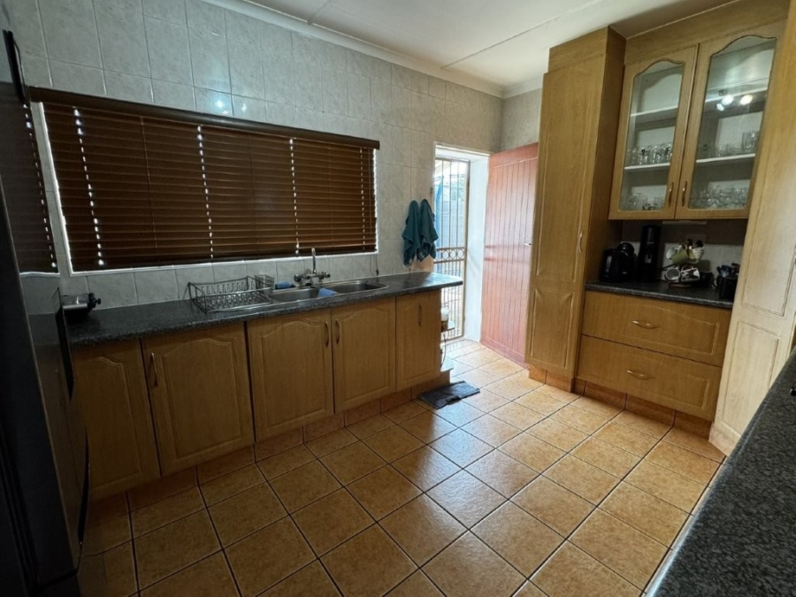 4 Bedroom Property for Sale in Birchleigh Gauteng