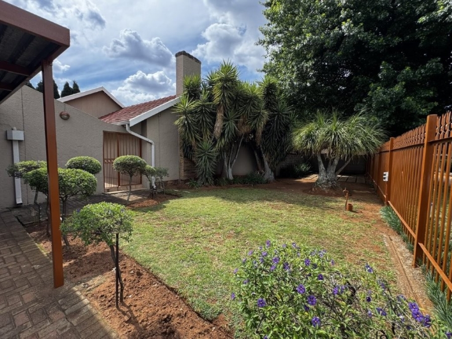 4 Bedroom Property for Sale in Birchleigh Gauteng