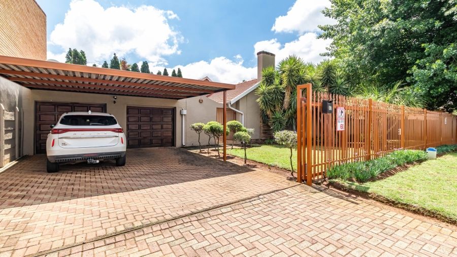 4 Bedroom Property for Sale in Birchleigh Gauteng