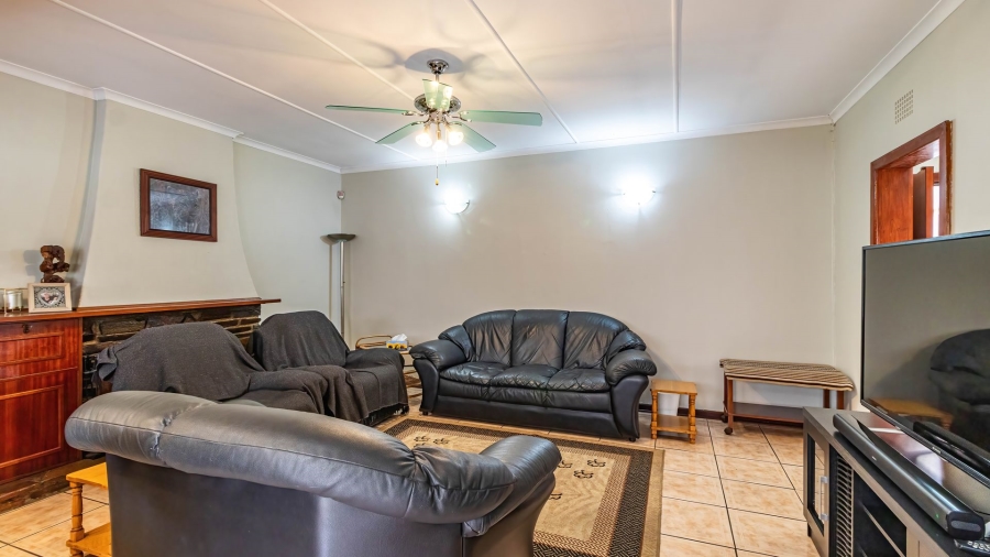 4 Bedroom Property for Sale in Birchleigh Gauteng