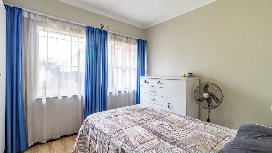 4 Bedroom Property for Sale in Birchleigh Gauteng