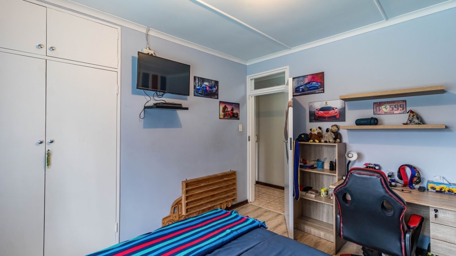 4 Bedroom Property for Sale in Birchleigh Gauteng