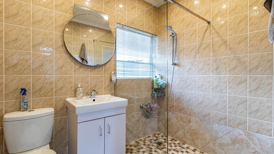 4 Bedroom Property for Sale in Birchleigh Gauteng