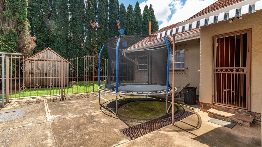 4 Bedroom Property for Sale in Birchleigh Gauteng