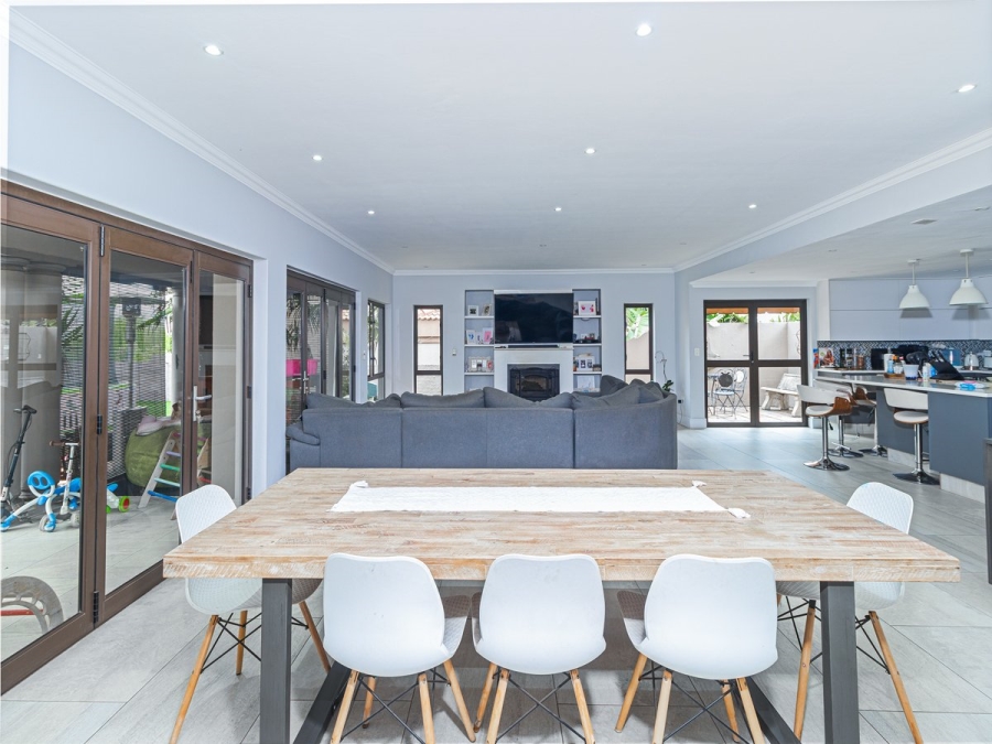 4 Bedroom Property for Sale in Blue Valley Golf Estate Gauteng