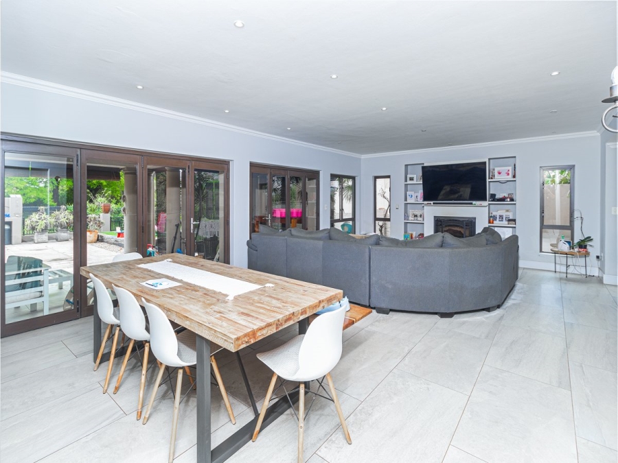 4 Bedroom Property for Sale in Blue Valley Golf Estate Gauteng