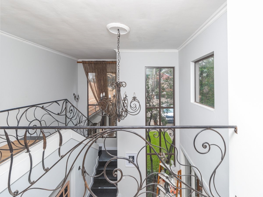 4 Bedroom Property for Sale in Blue Valley Golf Estate Gauteng