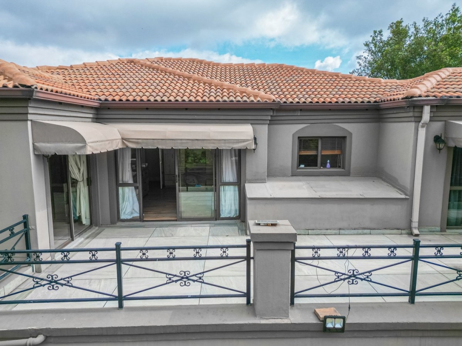 4 Bedroom Property for Sale in Blue Valley Golf Estate Gauteng