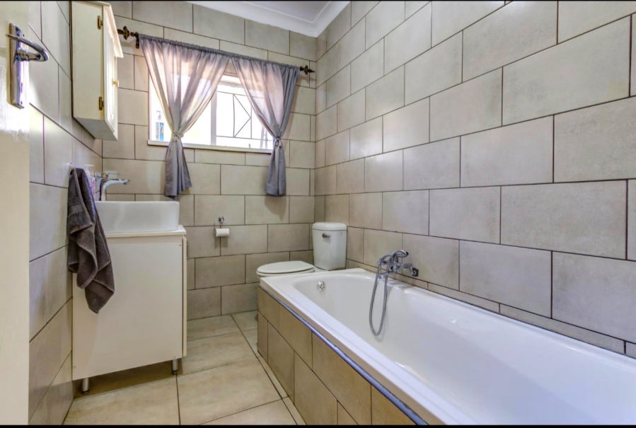 4 Bedroom Property for Sale in Allen Grove Gauteng