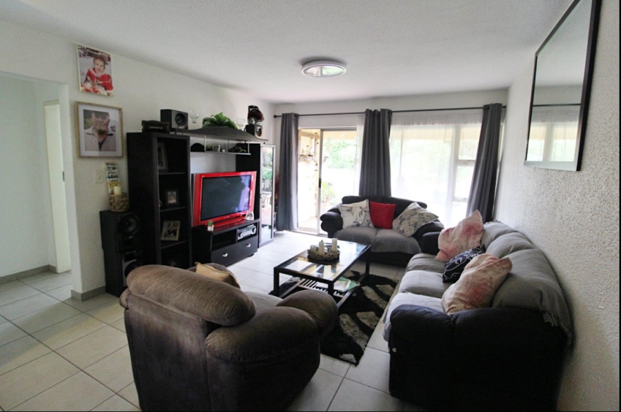 2 Bedroom Property for Sale in Primrose Hill Gauteng