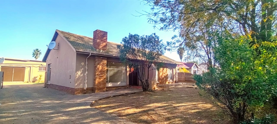 3 Bedroom Property for Sale in Vanderbijlpark SE 6 Gauteng