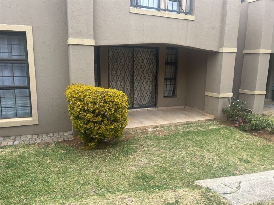 2 Bedroom Property for Sale in Jansenpark Gauteng