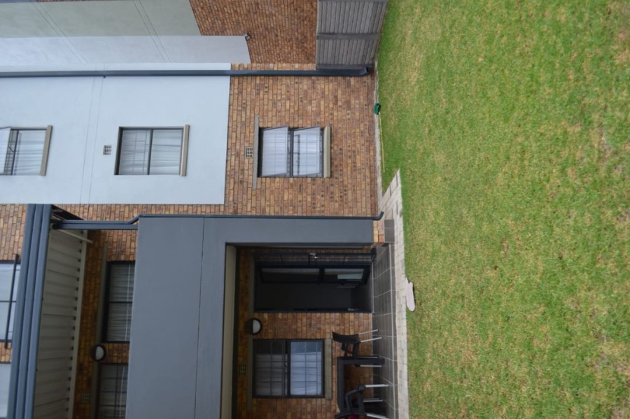 Bedroom Property for Sale in Pretoria North Gauteng