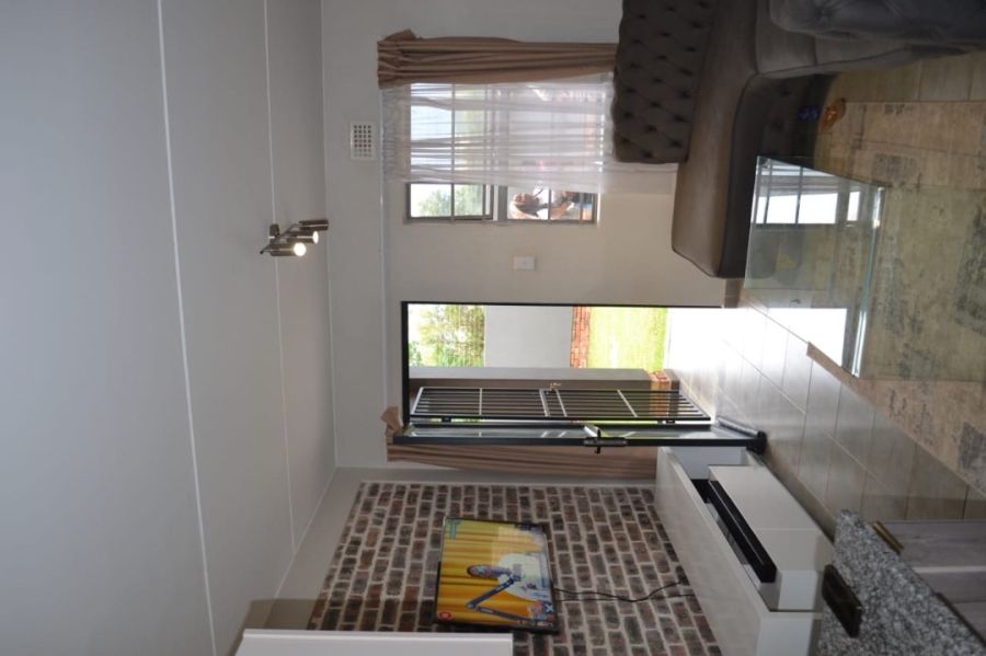  Bedroom Property for Sale in Pretoria North Gauteng