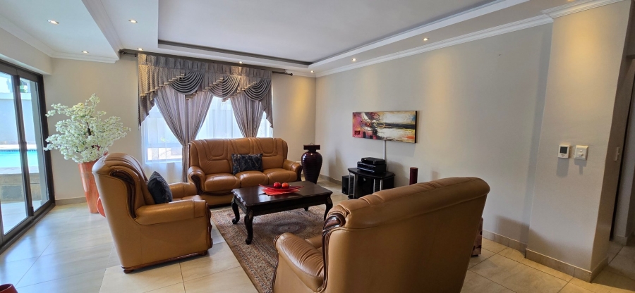 To Let 5 Bedroom Property for Rent in Aspen Hills Gauteng