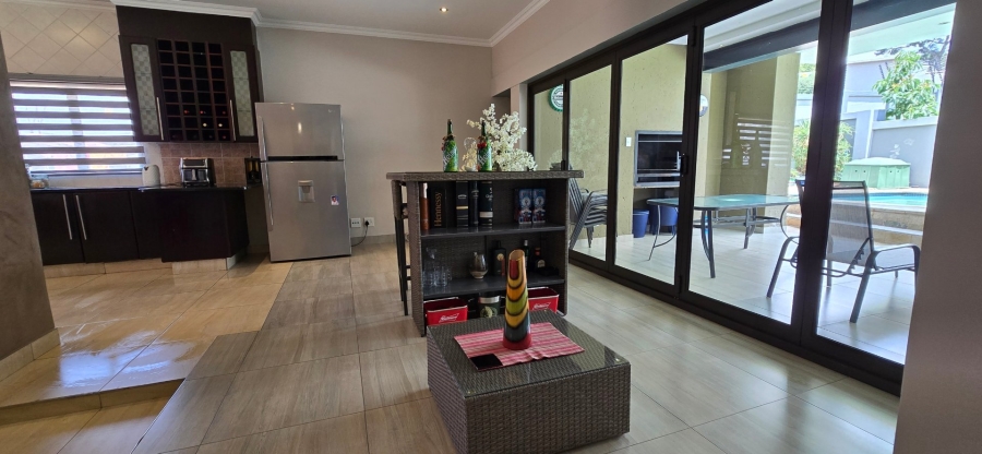 To Let 5 Bedroom Property for Rent in Aspen Hills Gauteng