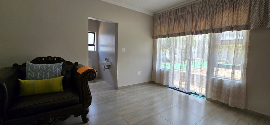 To Let 5 Bedroom Property for Rent in Aspen Hills Gauteng