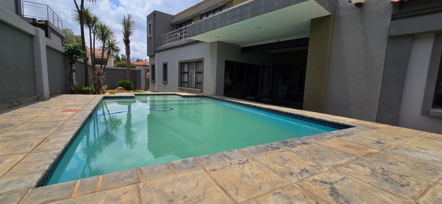 To Let 5 Bedroom Property for Rent in Aspen Hills Gauteng