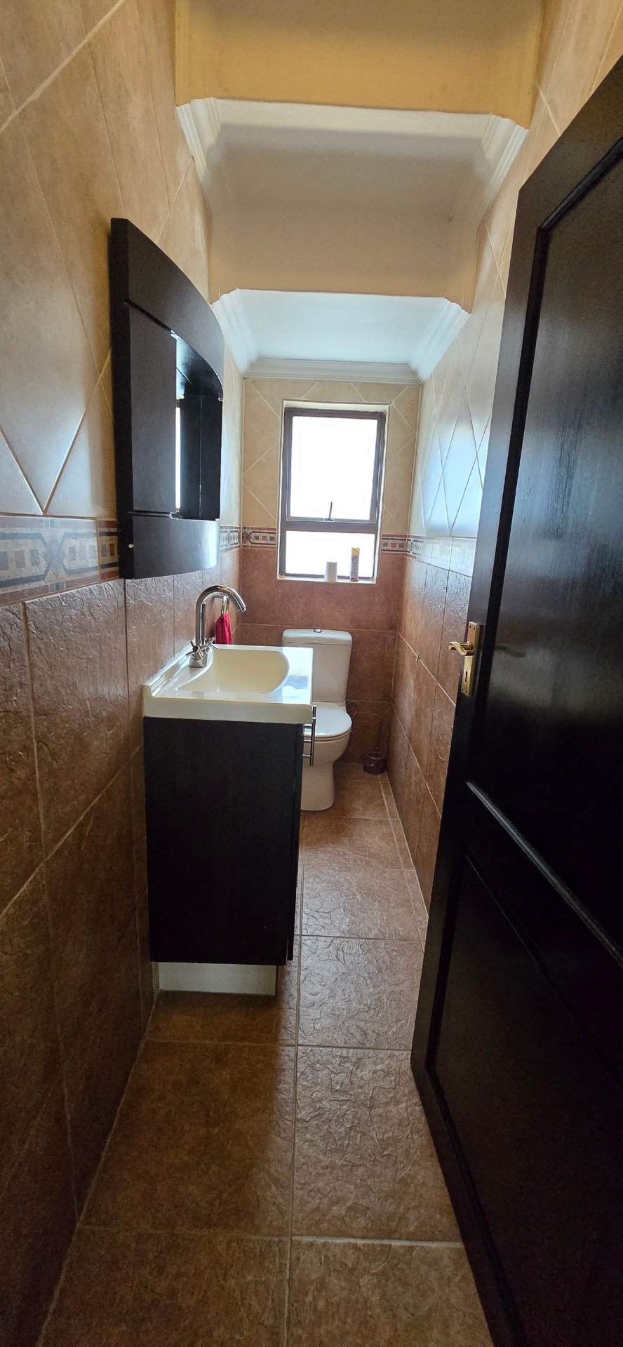 To Let 5 Bedroom Property for Rent in Aspen Hills Gauteng