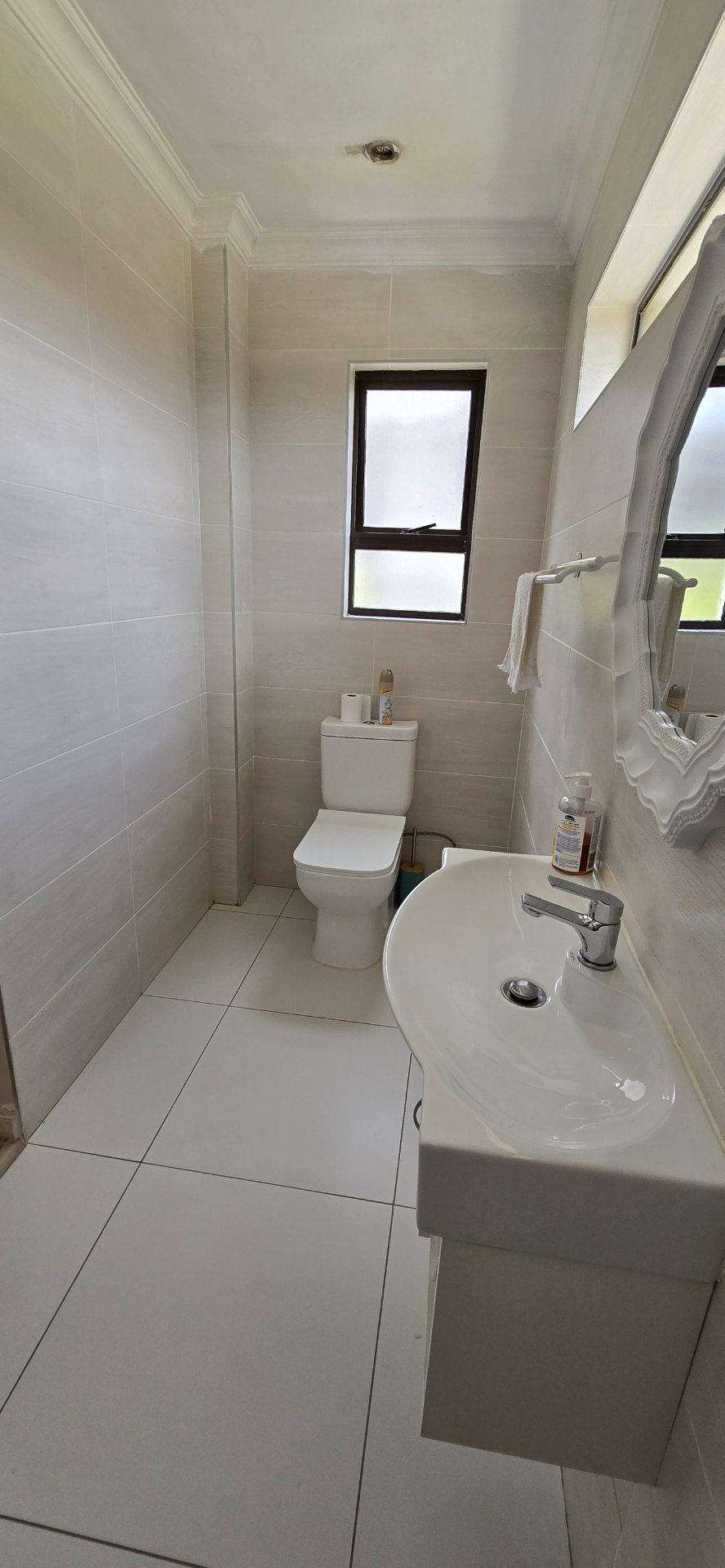 To Let 5 Bedroom Property for Rent in Aspen Hills Gauteng