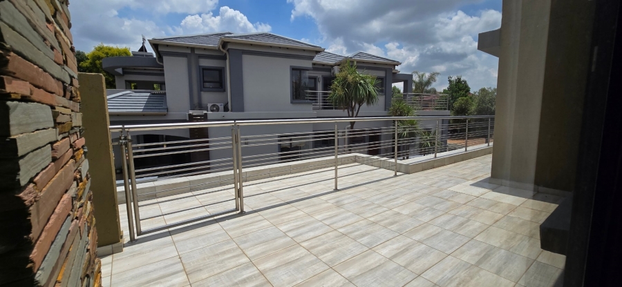 To Let 5 Bedroom Property for Rent in Aspen Hills Gauteng