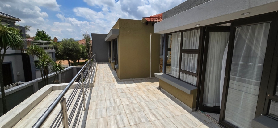 To Let 5 Bedroom Property for Rent in Aspen Hills Gauteng