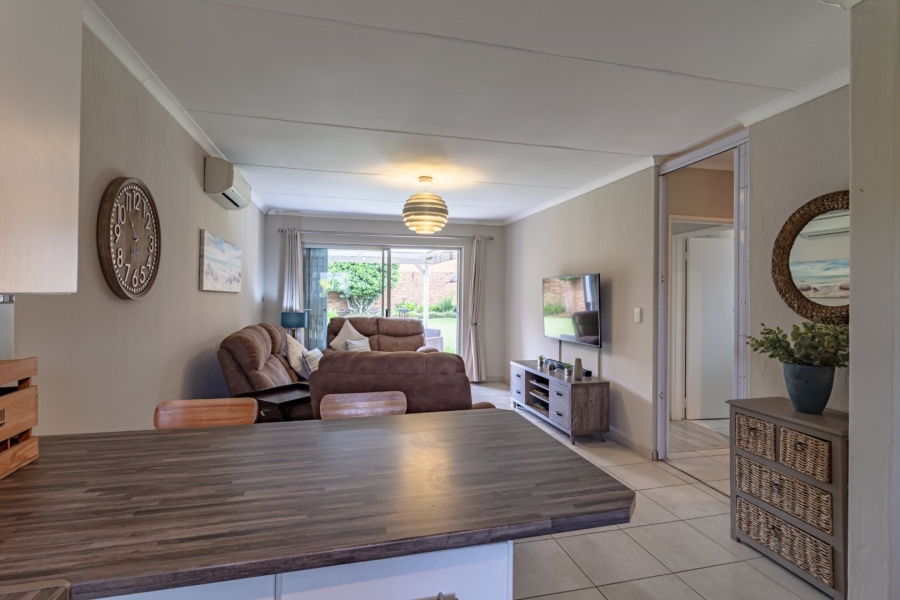 2 Bedroom Property for Sale in Wilgeheuwel Gauteng