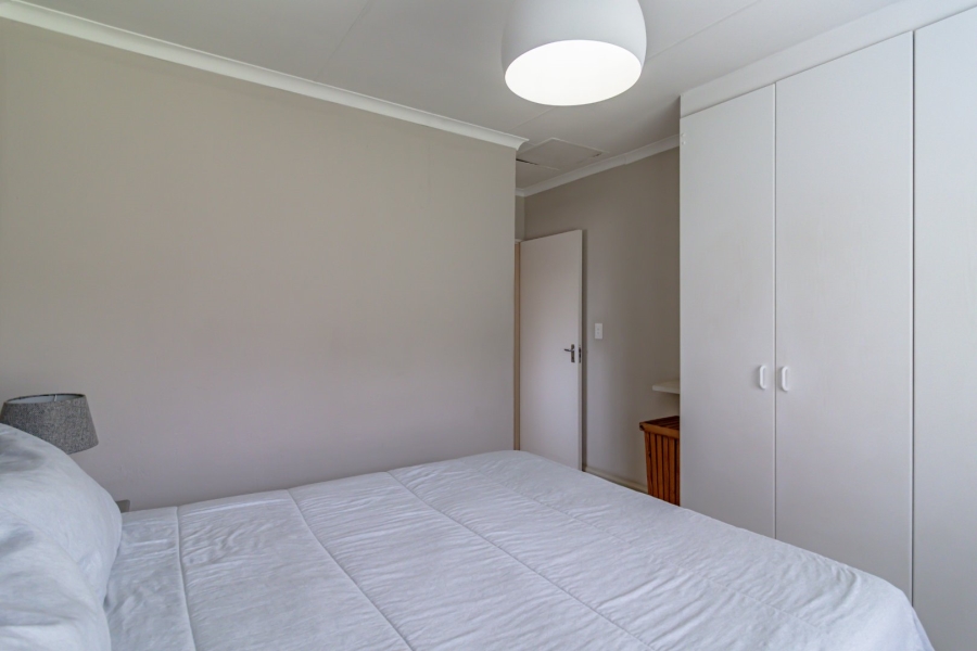 2 Bedroom Property for Sale in Wilgeheuwel Gauteng