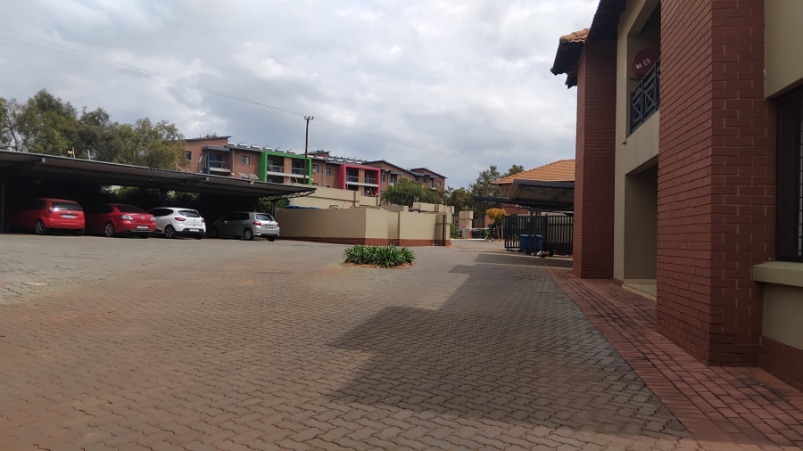 2 Bedroom Property for Sale in Pretorius Park Gauteng